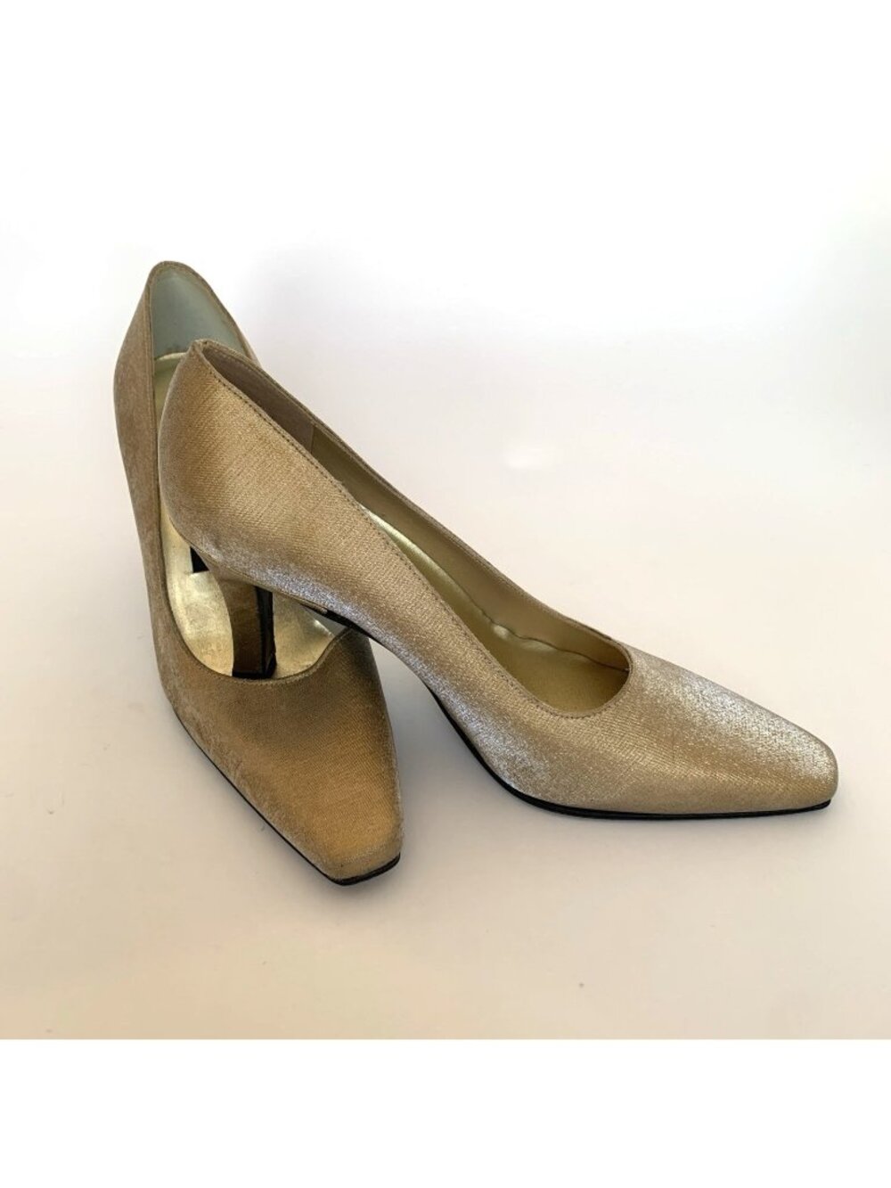 Stuart Weitzman Gold Satin Square Toe Pumps Womens 5.5B Spain High Heel Shoes